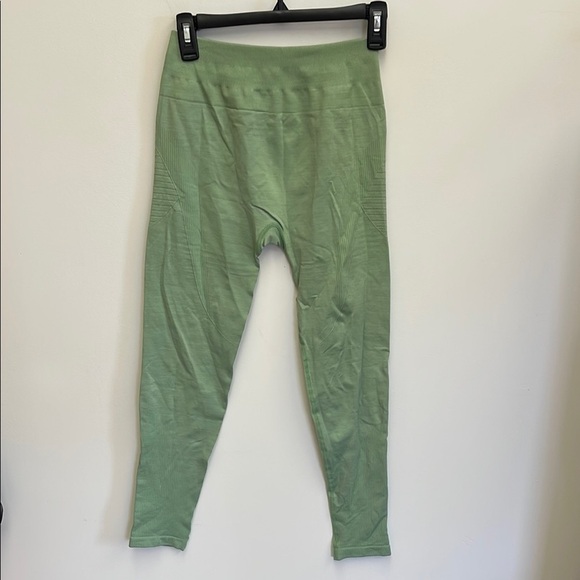 Alphalete Green Leggings with Elastic Waistband - Picture 3 of 4